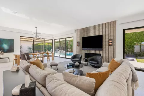 133 Columbia Dr, Rancho Mirage, CA 92270
