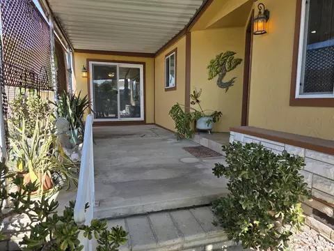626 N Dearborn, Redlands, CA 92374 photo 3