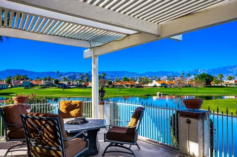 125 Avellino Cir, Palm Desert, CA 92211