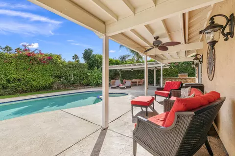 43736 Warner Trl, Palm Desert, CA 92211
