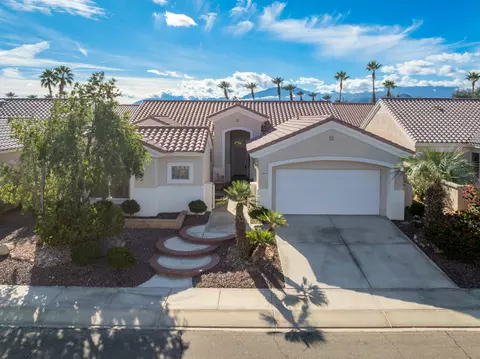 78745 Platinum Dr, Palm Desert, CA 92211