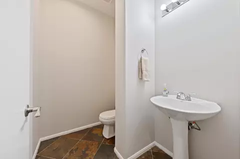 Bath - 49335 Douglas St, Indio, CA 92201 photo 1 of 3