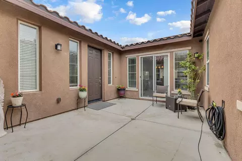 Exterior - 42795 Ponte Ct, Indio, CA 92203 photo 2 of 10