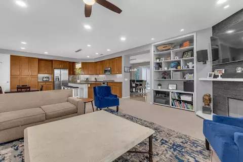 Living - 42795 Ponte Ct, Indio, CA 92203 photo 4 of 4