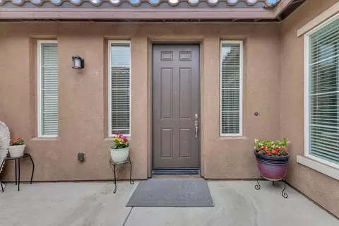 Entry Way - 42795 Ponte Ct, Indio, CA 92203 photo 1 of 5