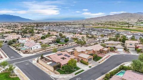 View/Area - 42795 Ponte Ct, Indio, CA 92203 photo 7 of 14
