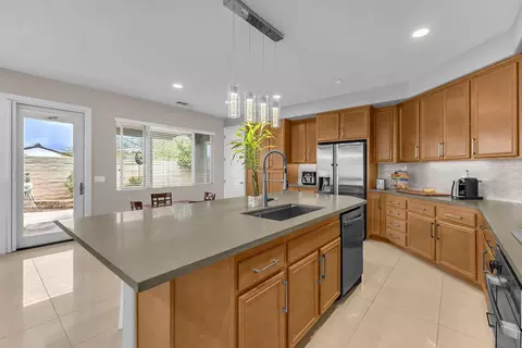 Kitchen - 42795 Ponte Ct, Indio, CA 92203 photo 5 of 7