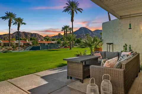 45884 Algonquin Cir, Indian Wells, CA 92210