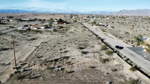 1193 Shore Sand St, Thermal, CA 92274