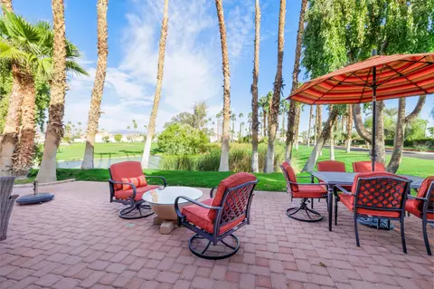 100 Barcelona Ln, Palm Desert, CA 92211