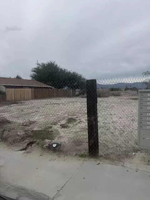 51879 La Ponderosa Dr, Coachella, CA 92236