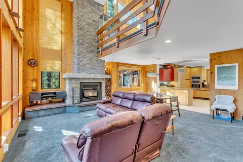 Living - 24700 Forest Dr, Idyllwild, CA 92549 photo 3 of 7