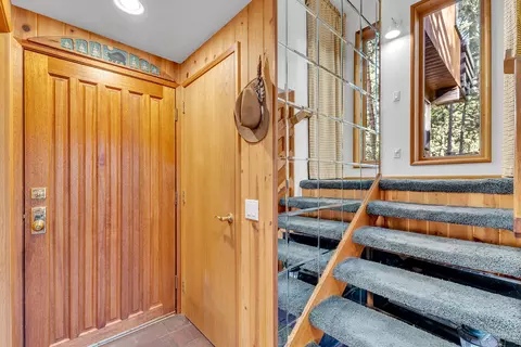 Entry Way - 24700 Forest Dr, Idyllwild, CA 92549 photo 5 of 8