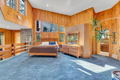 Bedroom - 24700 Forest Dr, Idyllwild, CA 92549 photo 4 of 8