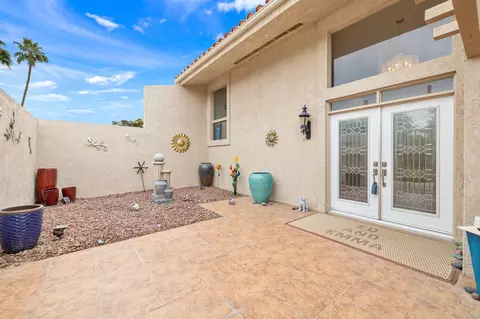 Exterior - 43337 Lacovia Dr, Bermuda Dunes, CA 92203 photo 3 of 4