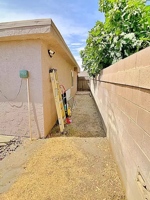 Exterior - 82077 Sundown Ct, Indio, CA 92201 photo 9 of 10