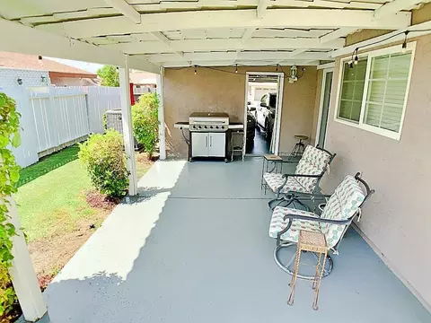 Exterior - 82077 Sundown Ct, Indio, CA 92201 photo 5 of 10