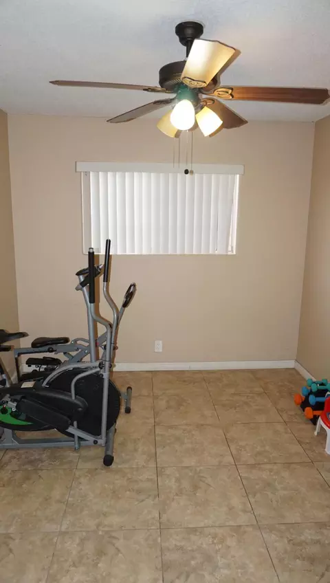 Bedroom - 81077 Francis Ave, Indio, CA 92201 photo 3 of 4