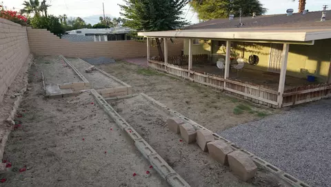 Exterior - 81077 Francis Ave, Indio, CA 92201 photo 6 of 9