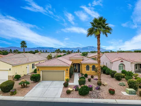 View/Area - 40147 Calle Ebano, Indio, CA 92203 photo 3 of 10