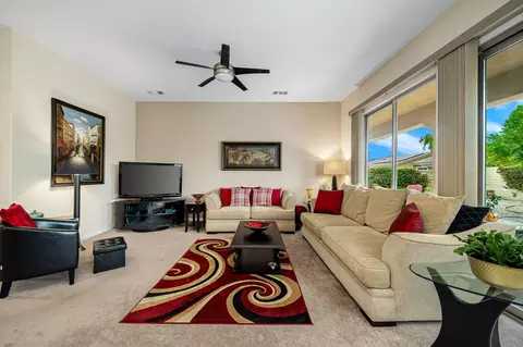 Living - 40147 Calle Ebano, Indio, CA 92203 photo 3 of 4