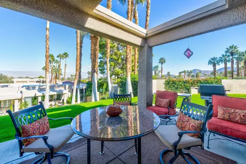 72520 Sandstone Ln, Palm Desert, CA 92260
