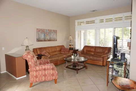78590 Pleasant Dr, Palm Desert, CA 92211