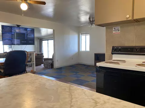 Kitchen - 52020 Joshua Tree Rd, Johnson Valley, CA 92285 photo 2 of 3