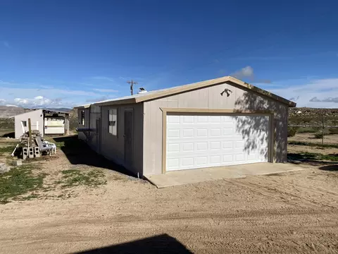 Exterior - 52020 Joshua Tree Rd, Johnson Valley, CA 92285 photo 11 of 16