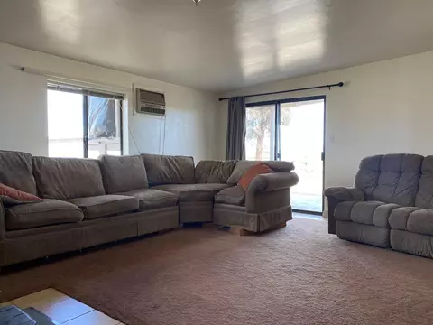Living - 52020 Joshua Tree Rd, Johnson Valley, CA 92285 photo 2 of 5