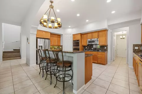 Kitchen - 39559 Olite Ct, Indio, CA 92203 photo 3 of 4