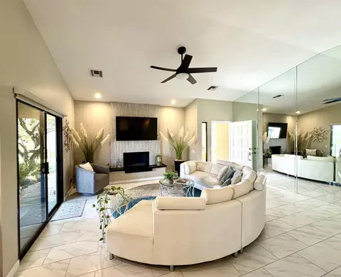 33 Mission Ct, Rancho Mirage, CA 92270