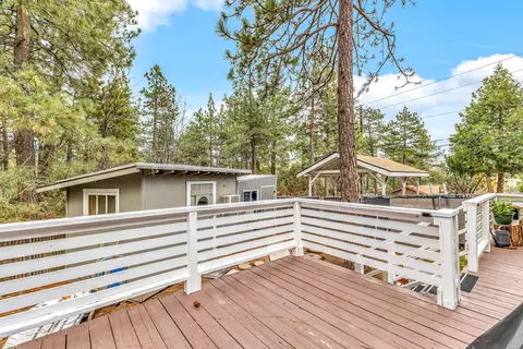 Exterior - 53454 Double View Dr, Idyllwild, CA 92549 photo 10 of 20