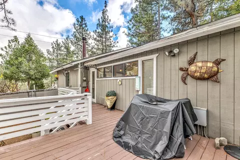Exterior - 53454 Double View Dr, Idyllwild, CA 92549 photo 2 of 20