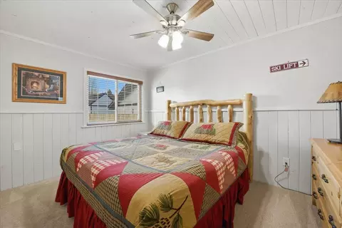 Bedroom - 913 Mount Doble Dr, Big Bear City, CA 92314 photo 1 of 12