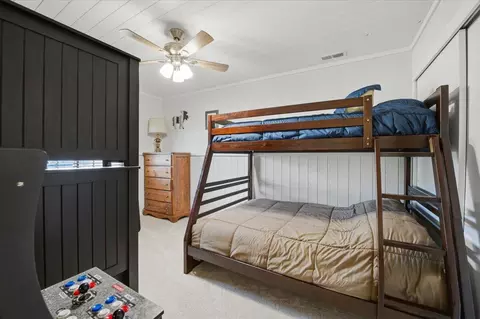 Bedroom - 913 Mount Doble Dr, Big Bear City, CA 92314 photo 4 of 12