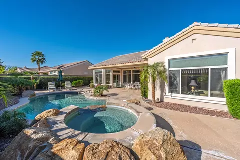 78613 Moonstone Ln, Palm Desert, CA 92211