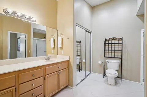 Bath - 49382 Wayne St, Indio, CA 92201 photo 3 of 4