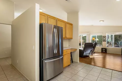 Kitchen - 82441 Gregory Ct, Indio, CA 92201 photo 4 of 6