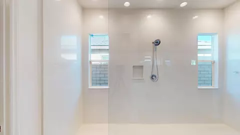 Bath - 85624 Molvena Dr, Indio, CA 92203 photo 2 of 3