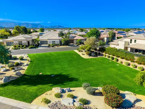 View/Area - 51523 Longmeadow St, Indio, CA 92201 photo 3 of 5