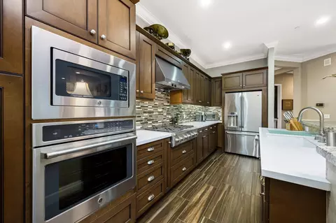 Kitchen - 51523 Longmeadow St, Indio, CA 92201 photo 4 of 5