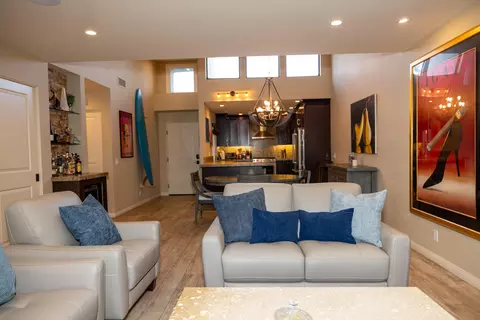72487 Rolling Knoll Dr, Palm Desert, CA 92260