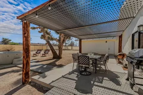 Exterior - 63555 Walpi Dr, Joshua Tree, CA 92252 photo 3 of 7