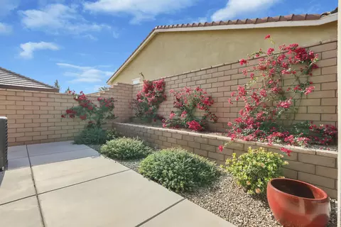 Exterior - 42963 Ascona Ln, Indio, CA 92203 photo 11 of 15