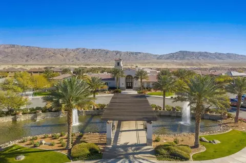View/Area - 42963 Ascona Ln, Indio, CA 92203 photo 2 of 9