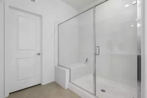 Bath - 42963 Ascona Ln, Indio, CA 92203 photo 2 of 4