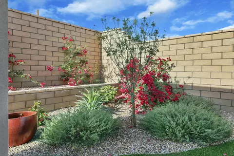 Exterior - 42963 Ascona Ln, Indio, CA 92203 photo 7 of 15