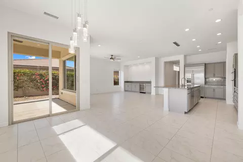 Living - 39 Cabernet, Rancho Mirage, CA 92270 photo 1 of 4