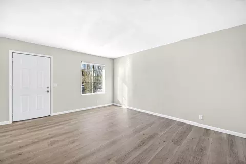 Living - 48344 Stewart Dr, Indio, CA 92201 photo 2 of 3